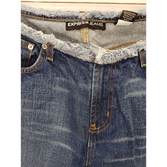 Express Jeans Women's Flare‎ Short Distressed Blue Jeans Size  9/10 - Picture 12 of 16